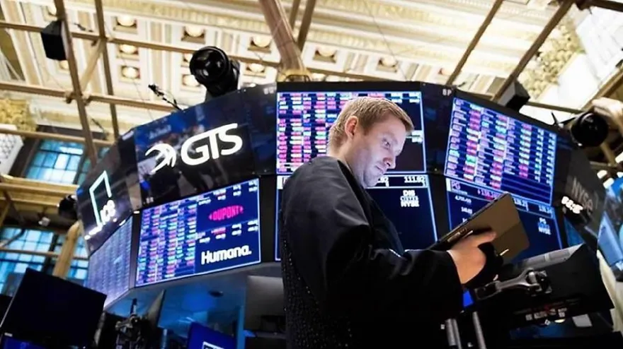 傳伊朗想談和！美股4大指數翻紅　台積電ADR漲1％