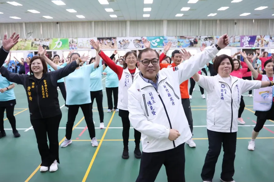 新生兒補助加碼！陳見賢推「營養金每胎多1萬」最高達10萬元