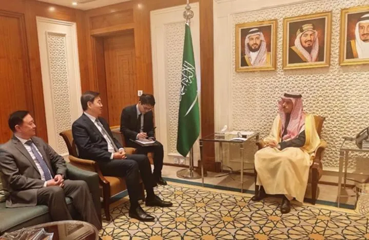 陸中東特使會見沙國外交大臣！翟隽：「促和止戰」是根本出路