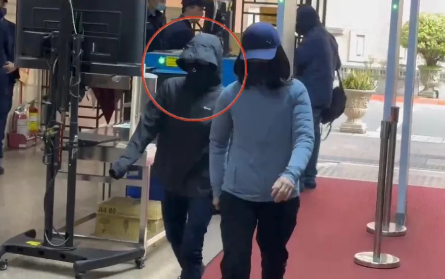 影/觸發殺念關鍵曝？澳洲交換生坦承「有跟女老闆上床」惹毛楊錦屏