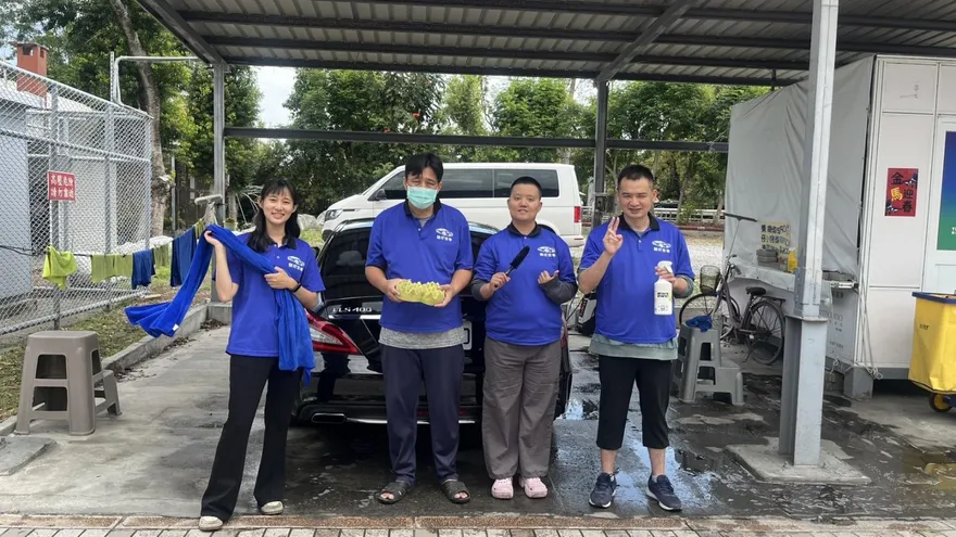 北榮台東分院創「榮仔洗車隊」　助身心病友投入職場