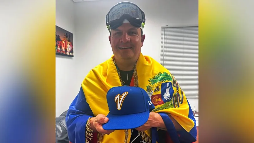 WBC/「這一刻等了好久...」委內瑞拉教頭披國旗圓滿復仇