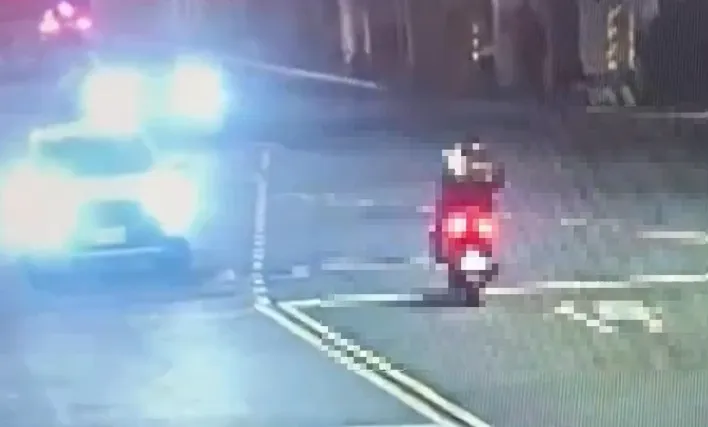 影/士林24歲男騎士「沒戴安全帽」　撞車噴飛亡