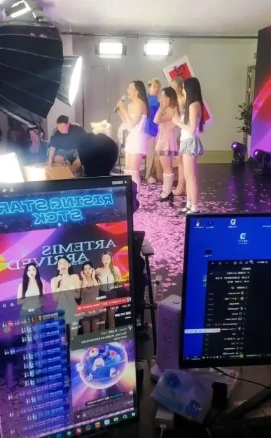 楓葉姐姐看過來！中東土豪迷上陸女團播「3分鐘打賞465萬」