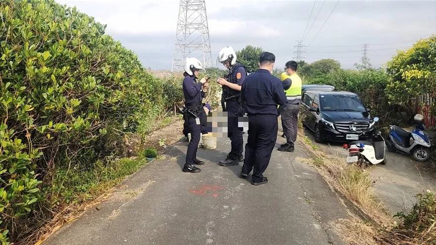 蘆洲溪美抽水站旁驚見男浮屍　移工釣螃蟹嚇壞急報警