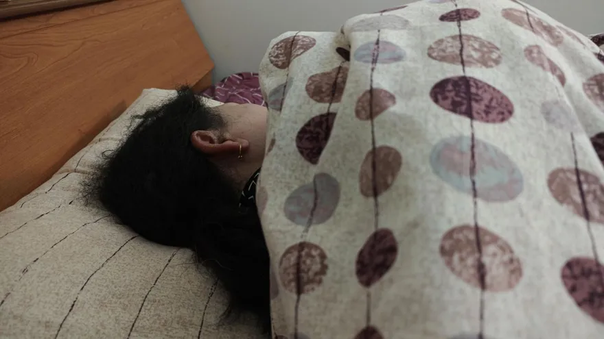 半夜熱醒、翻來覆去？更年期失眠長期恐釀血壓、血糖異常