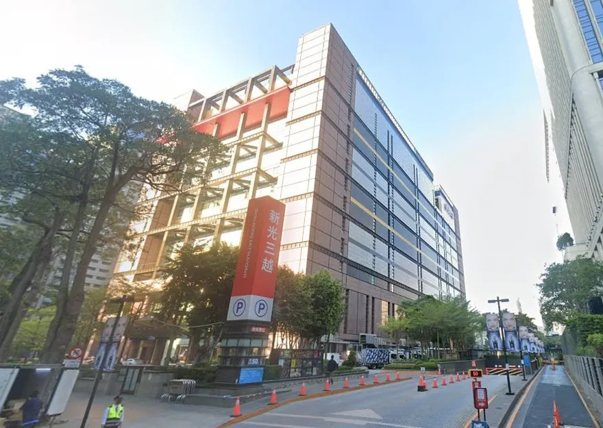 台中新光三越噩耗！美食街員工「救不回來」慘死