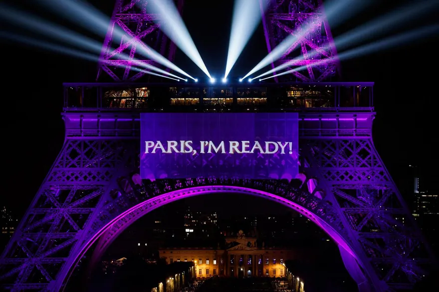 席琳狄翁回歸9月巴黎開唱　艾菲爾鐵塔點燈應援