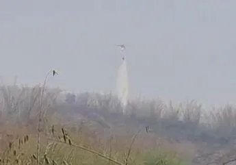 影/高雄內門「大規模山林大火」最新！空勤直升機二度出動