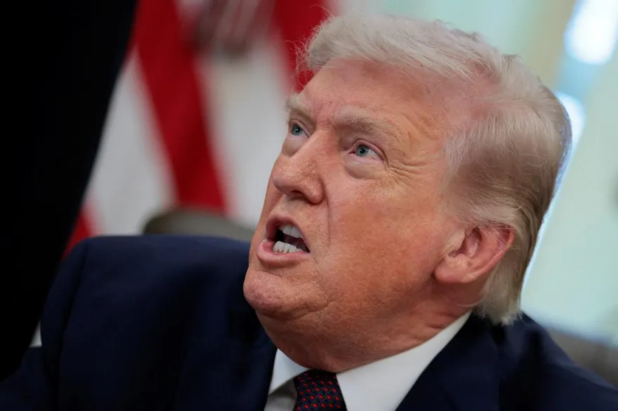 川普威脅摧毀伊朗發電廠：限4/7重啟荷莫茲海峽