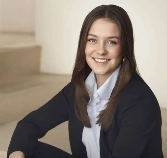 不享特權！18歲丹麥公主將入伍　打破王室傳統成從軍女性第一人