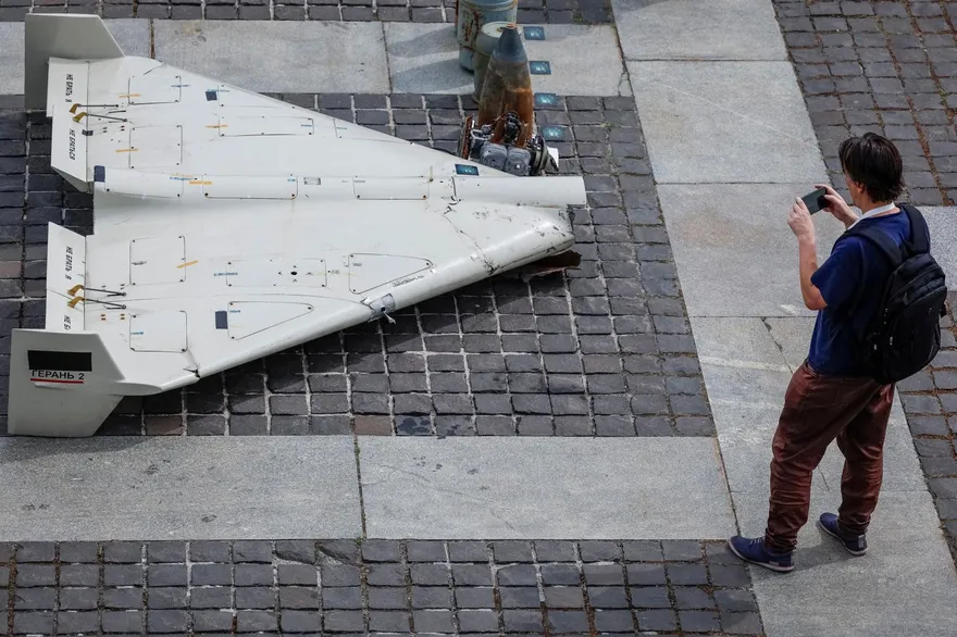 伊朗暗中重建「龐大無人機部隊」！美揭港陸公司助買零件