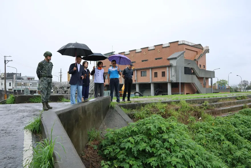 豪雨釀災多處淹水　鍾東錦宣布：超過1百公分每戶2萬救助金