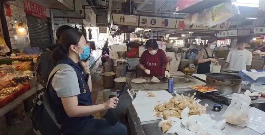 高雄春捲食物中毒增至67人　業者一度拒停業：查錯誰賠？