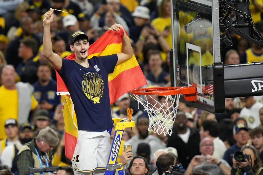 NCAA/密西根大學時隔37年奪冠！221公分中鋒聲勢漲