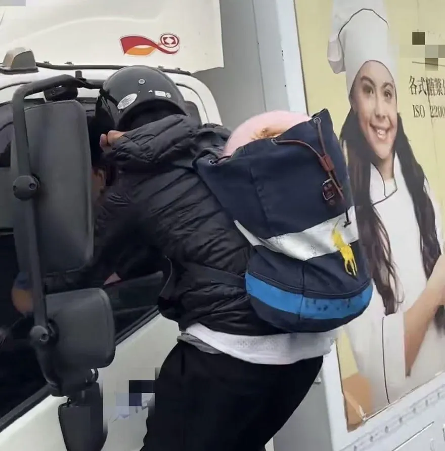 影/扯！國1驚見「機車逆衝」　騎士還爬貨車打司機