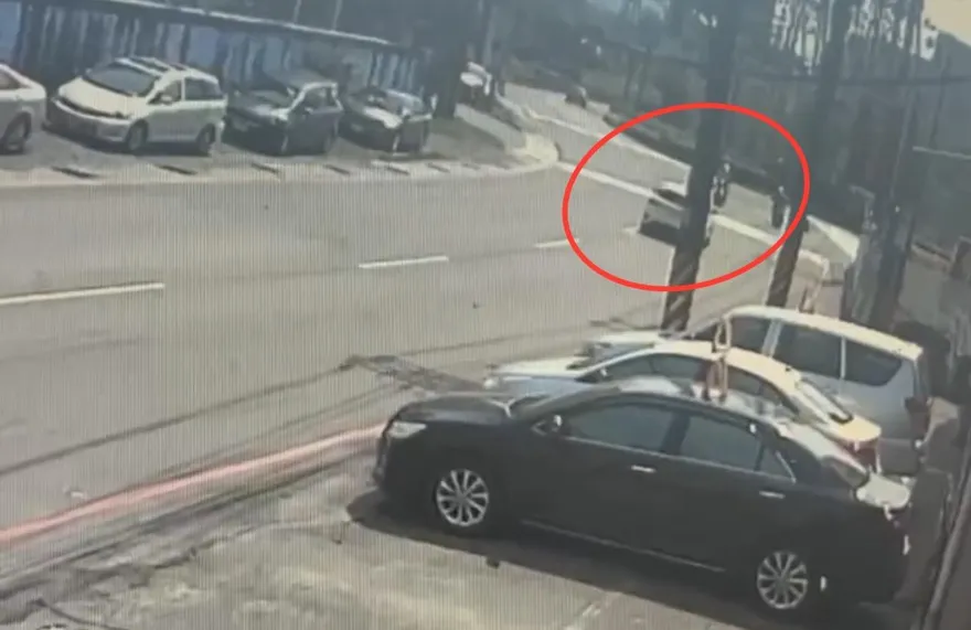 影/基隆七堵汽機車對撞　騎士當場死亡未送醫