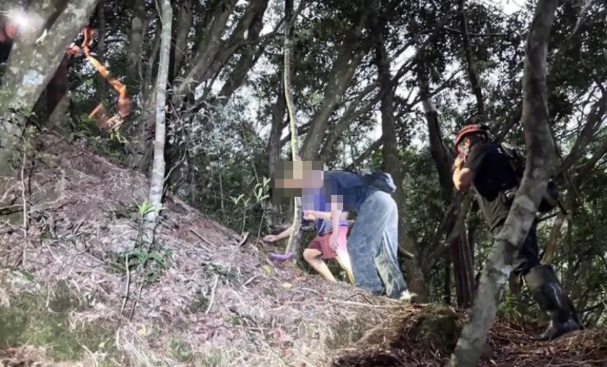 登山客桃園復興山區迷途受困　警消定位入山救援