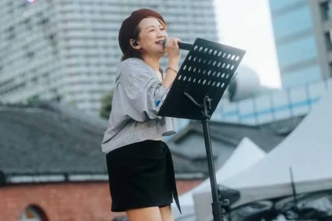 樂壇隱藏大咖！〈真珠美人魚〉原唱宣布辦專場　S.H.E、孫燕姿巡演都有她