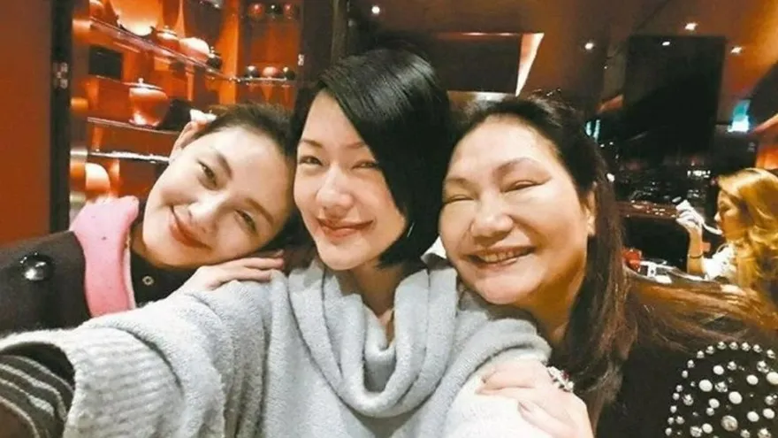 S媽一年內再喪親！兄長離世悲慟心碎　親回：一路走好