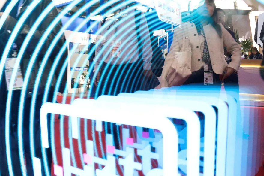 突破美圍堵！陸長江存儲傳擴建三座晶圓廠　產能將翻倍