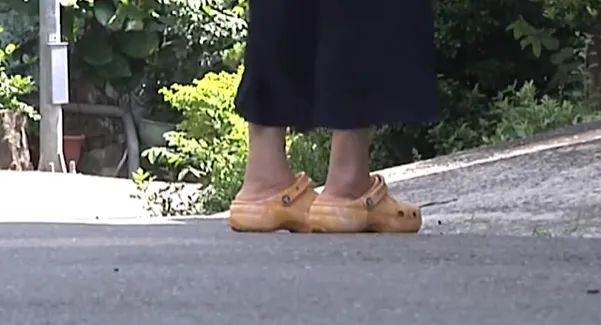 足部殺手？專家示警「3鞋款」：恐引發體態變形