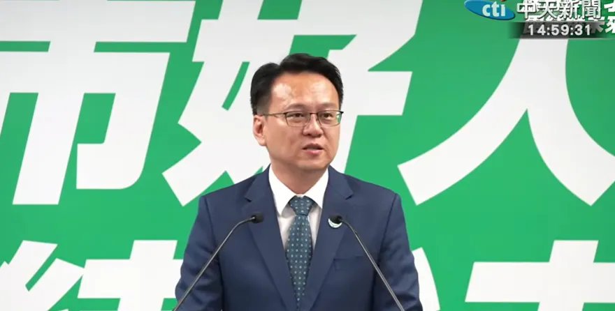 莊競程去年反對如今喊普發1萬！白營挖舊帳怒轟：綠能你不能？