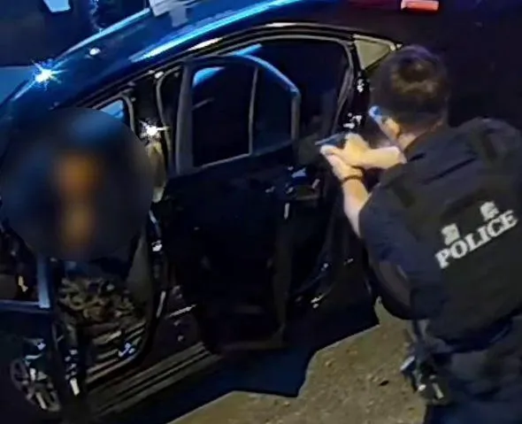 影/花蓮「持刀架脖拒捕」超硬場面！狂男租車不還逃107k落網