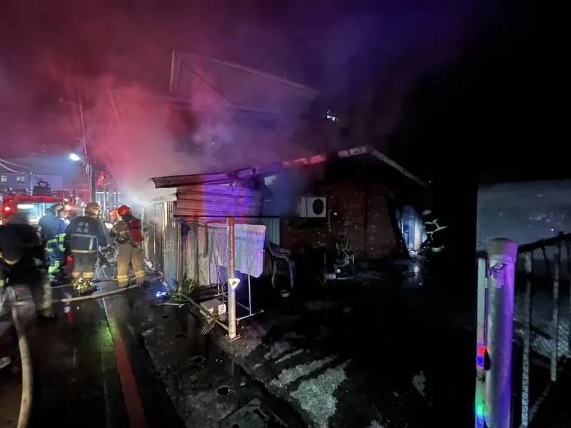 阿嬤回不來了！屏東民宅大火「老婦慘成焦屍」