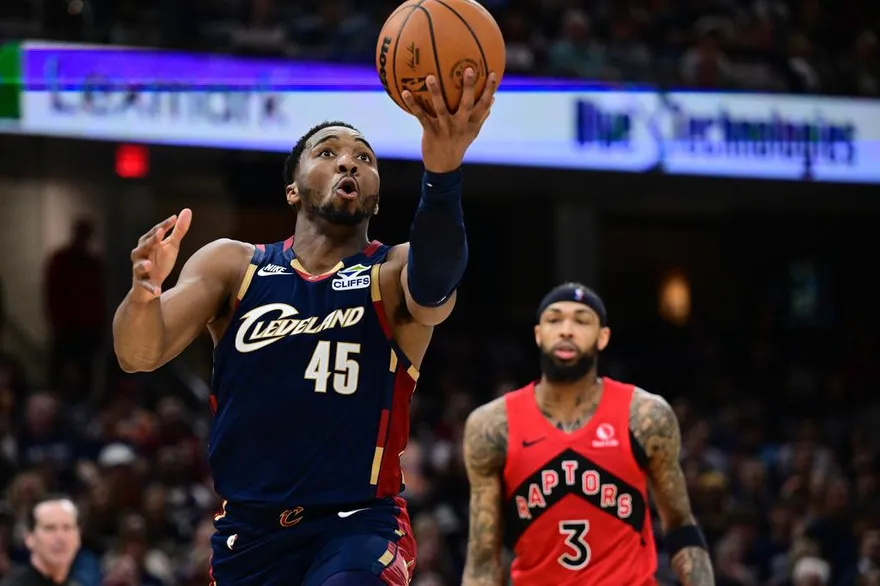 NBA/季後賽開打！米契爾創紀錄騎士拔頭籌　金塊約基奇大三元退灰狼