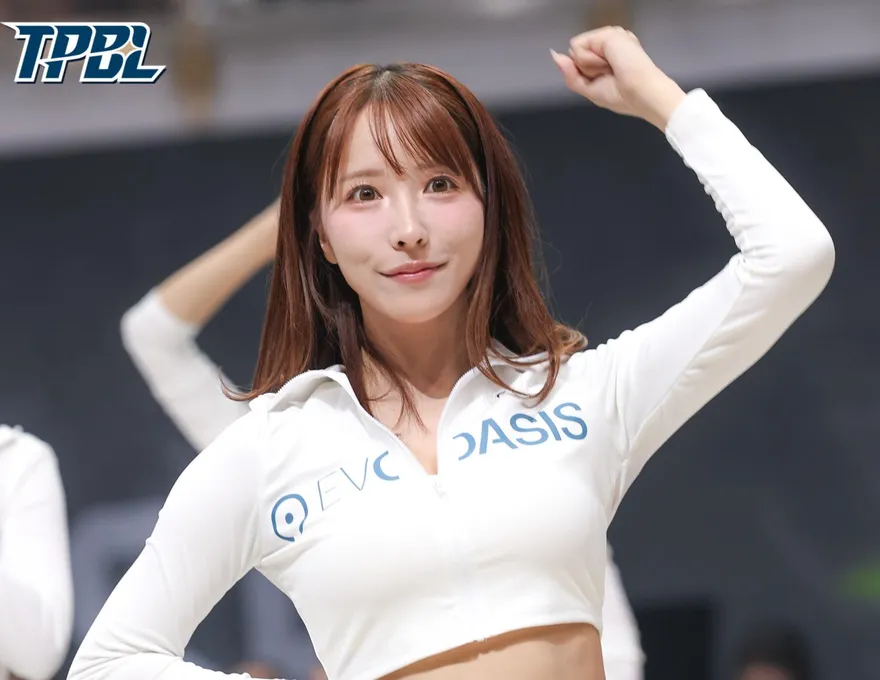 三上悠亞場邊應援夢想家！驚傳球迷衝進場內嗆聲　聯盟重罰了