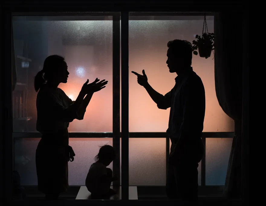 整天懷疑妻出軌...陸工程師性格大變　竟因20年前染「梅毒」