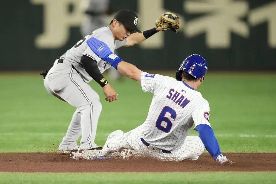 日職/恐怖意外！巨人球員遭球砸臉血灑球場倒地　救護車開進場