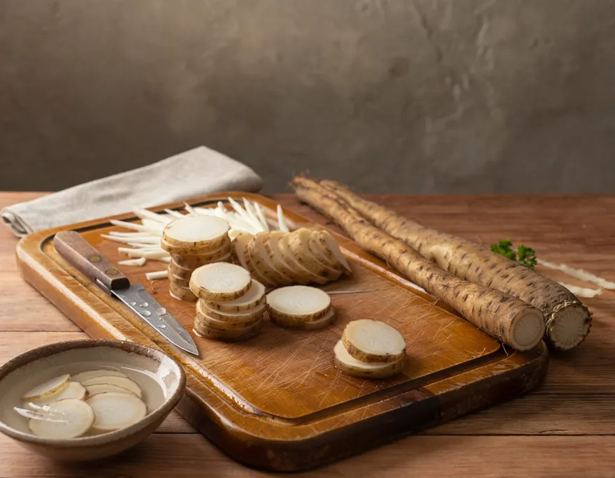 二戰戰俘告日軍「被迫吃木頭根」？牛蒡竟是千年食療聖品