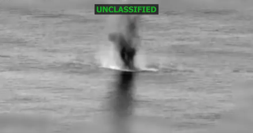 影/美軍東太平洋再轟疑似運毒船　打擊毒品走私已釀182死