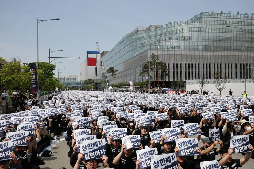 三星電子工會擬5月大罷工　韓媒：恐衝擊供應鏈、台積電從中獲利