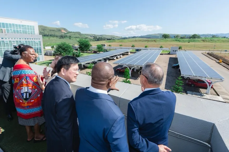 林佳龍出訪史國　見證台企簽署進駐投資意向書