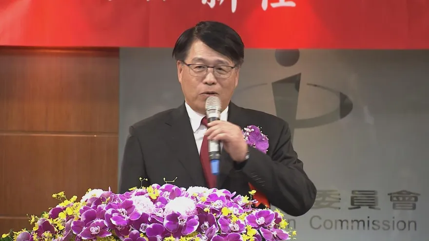 游盈隆就任曝6大挑戰！談陸配參政：國籍法處理太牽強