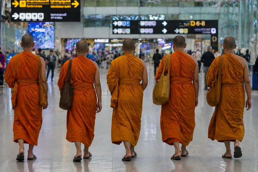 這款出家人！斯里蘭卡22僧侶運毒回國　行李起出大量大麻