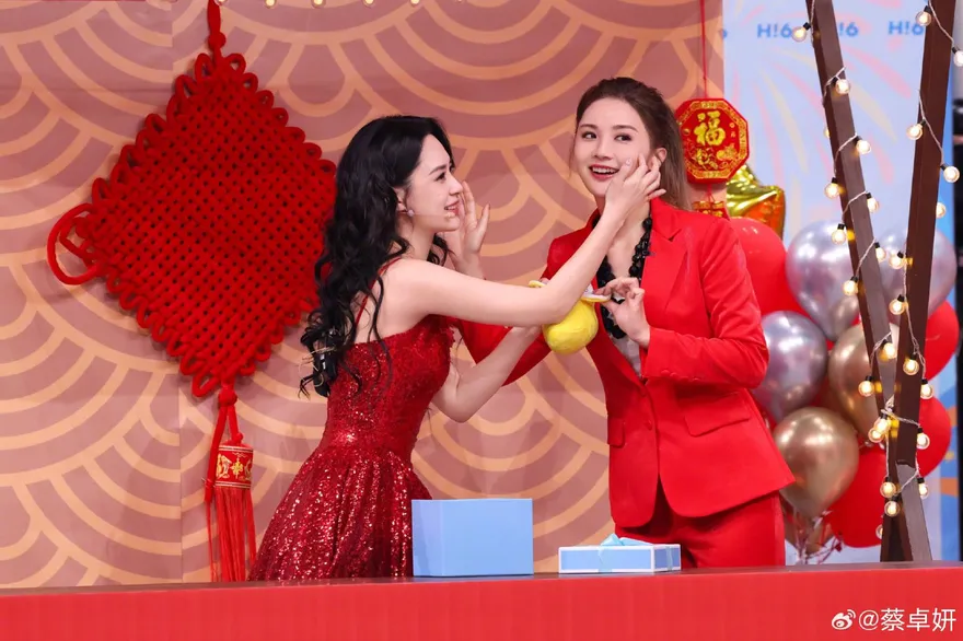 阿Sa結婚了！猛男老公驚人時薪曝　Twins 阿嬌感動發聲