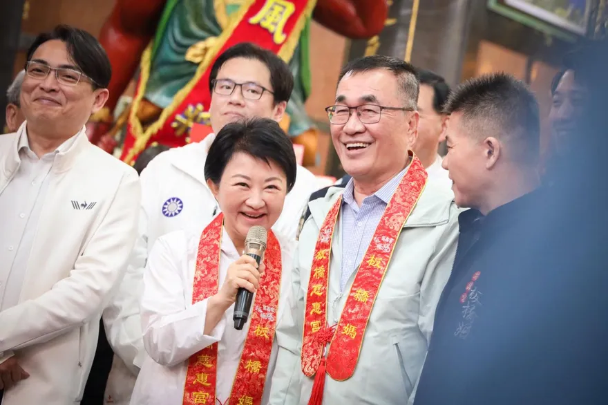 李四川「3個字」改變形象！名醫讚：盧秀燕厲害了