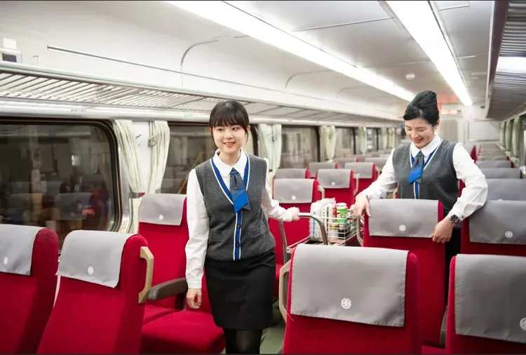 窄門更窄了！台鐵放榜3522人淪砲灰　錄取率僅14.7%