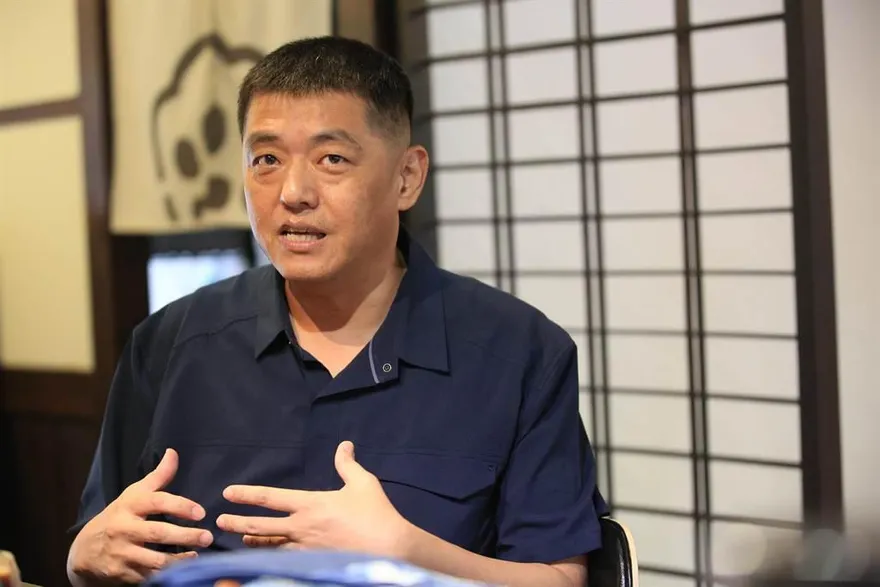 挺台派林強被出征！批「美國製造戰爭賺錢」 青鳥怒灌爆臉書