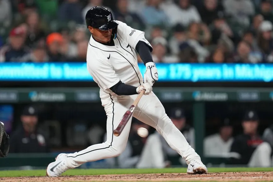 MLB/李灝宇敲安打退遊騎兵先發投手！大聯盟小編火速發文賺流量