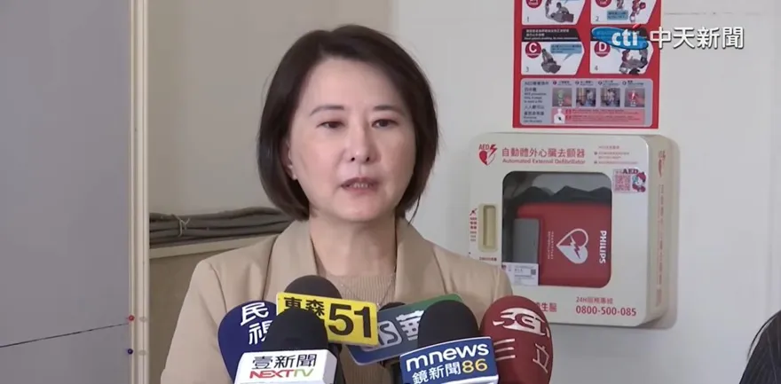 傳黃復興連環叩力保「3800億＋N」黨版　王鴻薇證實有接到全說了