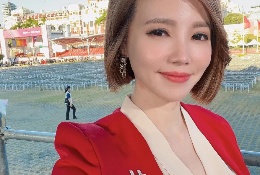 美女主播王偊菁洗冷氣「驚見老鼠」　崩潰喊：要昏倒了