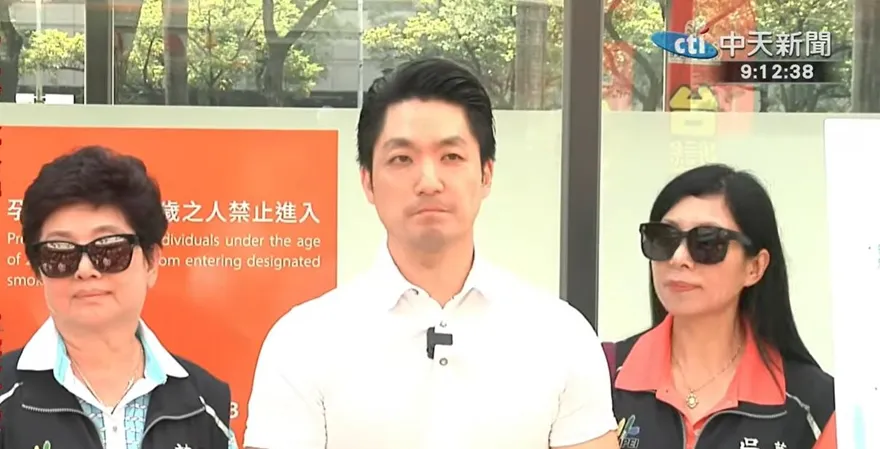 王世堅讚他一句惹火了周玉蔻！蔣萬安反應曝光