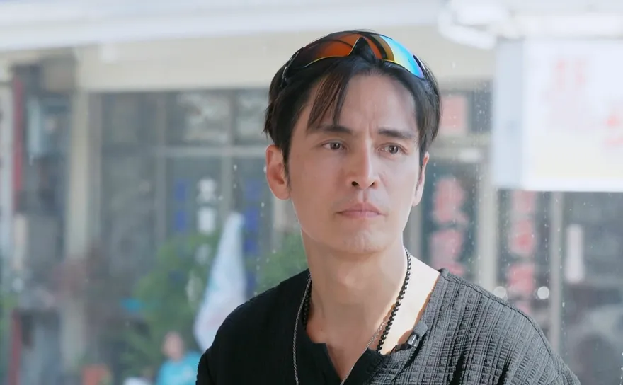 Gino昔主持「跳零下30度江」痙攣昏倒！緊急送醫險喪命