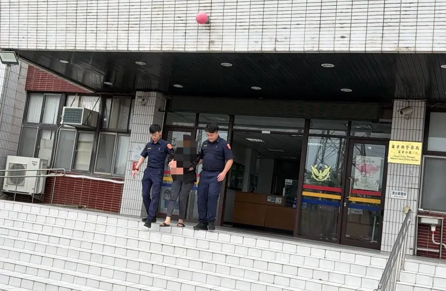 苗栗女駕車衝撞前男友釀3傷　「搜出毒菸彈」殺人未遂送辦