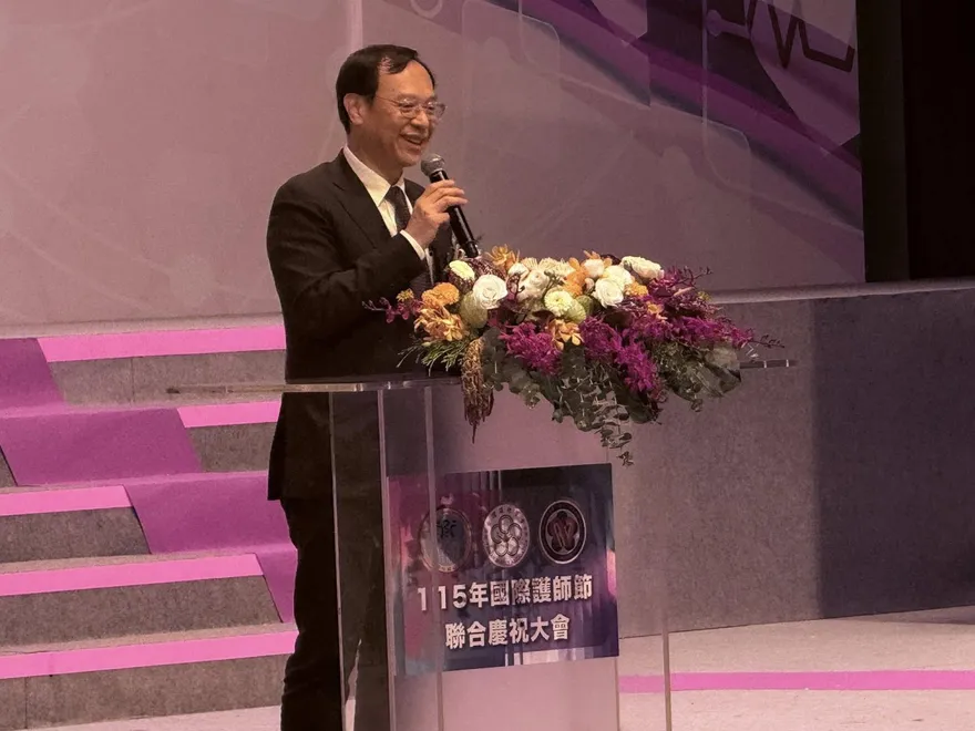 三班護病比「醫學中心先實施」　又失言？石崇良稱：值得再投票給賴清德
